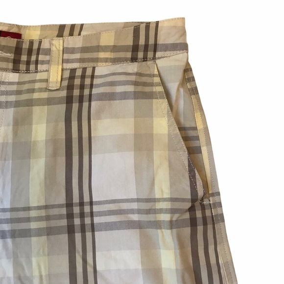 Quicksilver Men’s Bermuda Shorts Men’s 33 Brown Yellow Plaid Cotton Flat Front - Picture 3 of 9